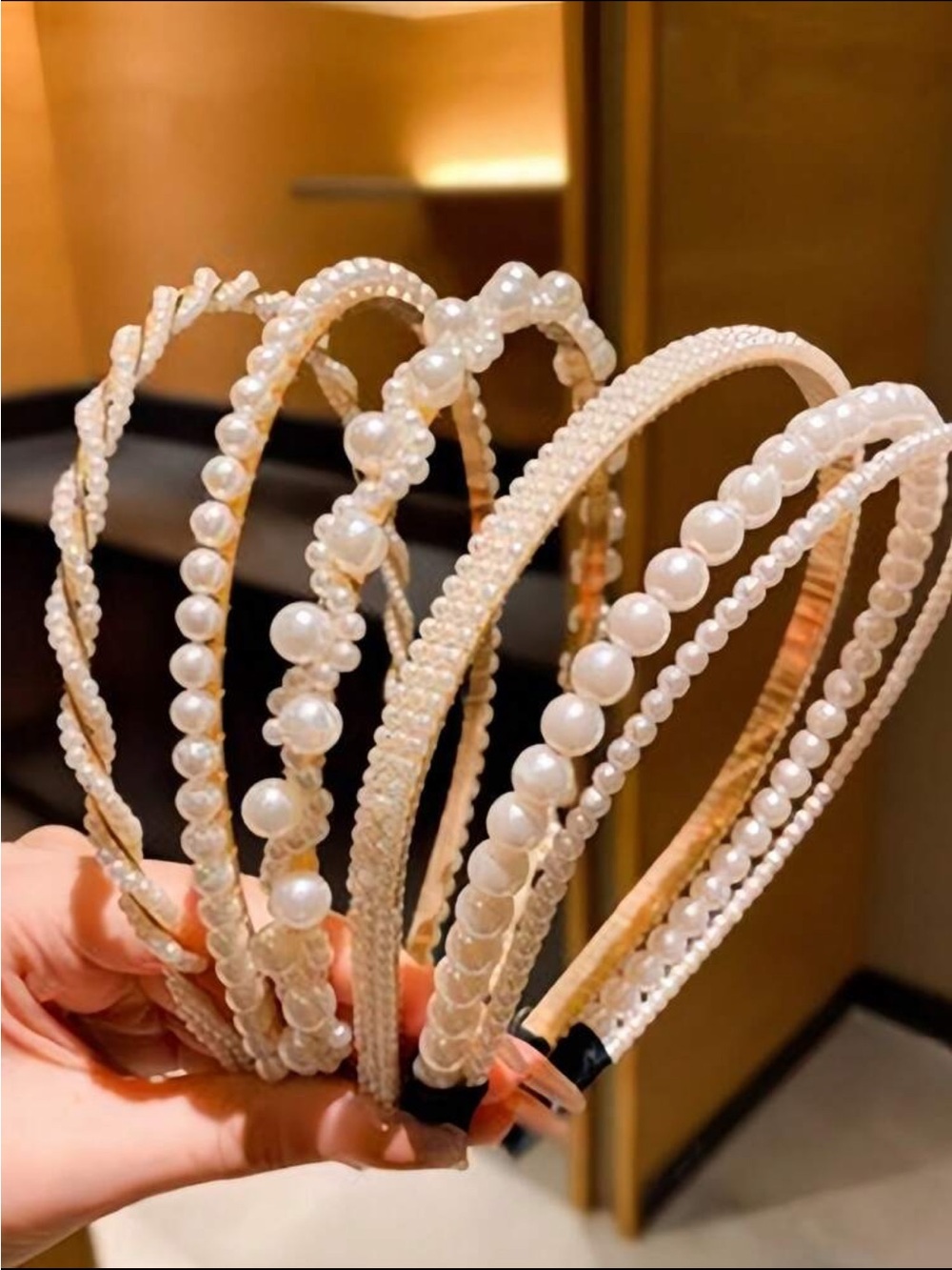 Pearl-Embellished Ivory Headband Set - Women's Accessories (4 random of the pic)